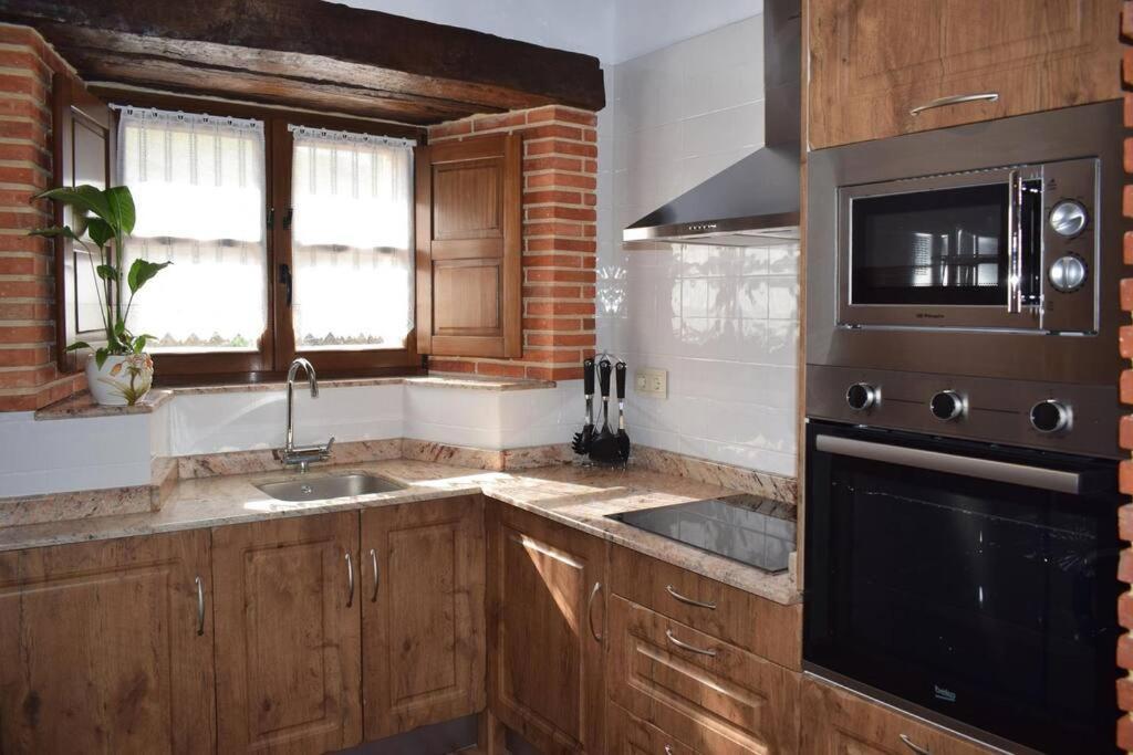 Casa Rural Los Riveros De Jeromo Selaya المظهر الخارجي الصورة