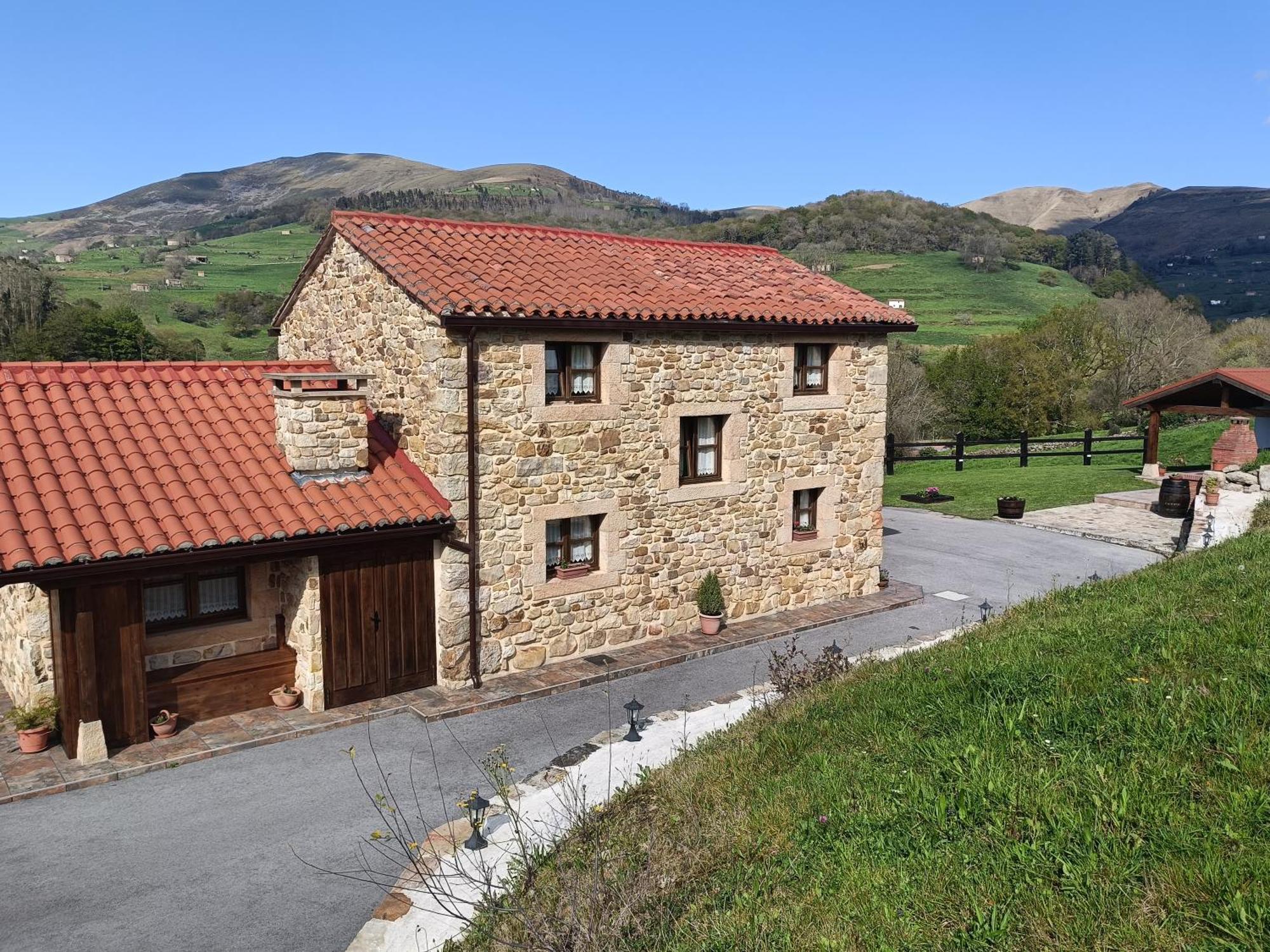 Casa Rural Los Riveros De Jeromo Selaya المظهر الخارجي الصورة